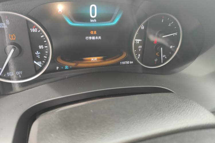 Used Buick LaCrosse 2016 20T Luxury Model Odometer Close Up