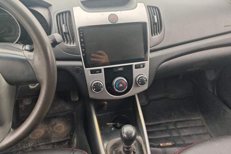 Used Kia Forte 2014 1.6L MT GL
