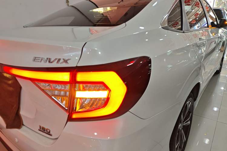 Used Honda Envix 2022 180TURBO CVT Comfort Version