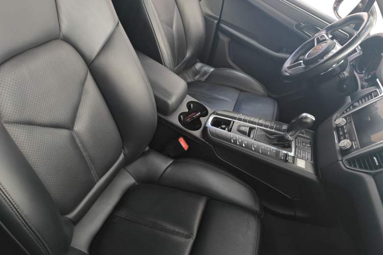 Used Porsche Macan 2017 Macan 2.0T
