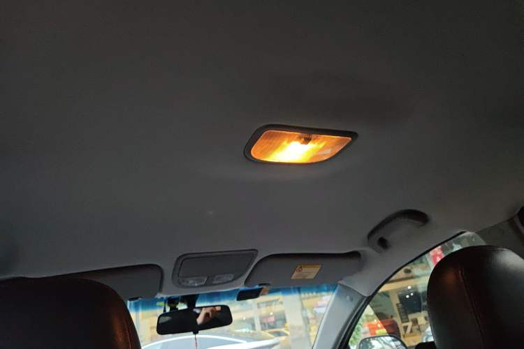 Used Geely Auto Classic Emgrand 2013 Hatchback 1.5L Manual Elite Model Headliner