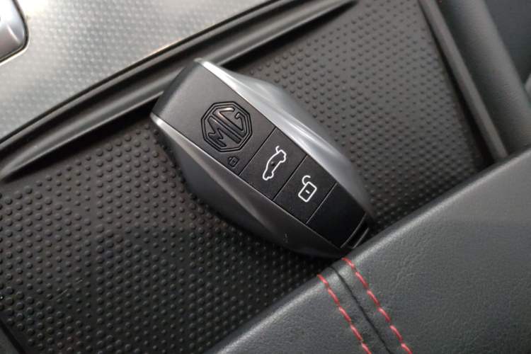 Used MG 7 2023 1.5T DCT Luxurious Supreme Edition