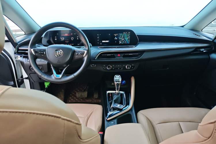 Used Buick GL6 2021 323T Mild Hybrid Connect Prestige Model
