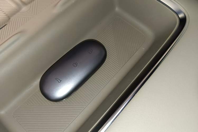 Used Li Auto L8 2025 Ultra Smart Refreshed Edition