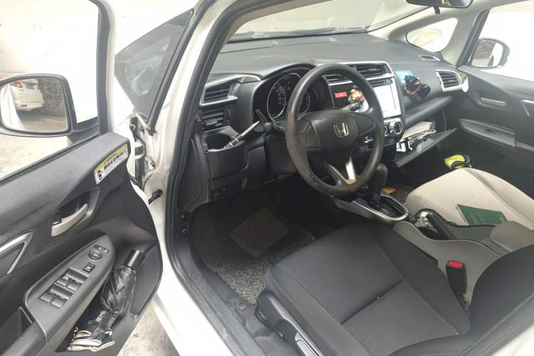 Used Honda Fit 2014 1.5L LX CVT Comfort Model Driver Seat