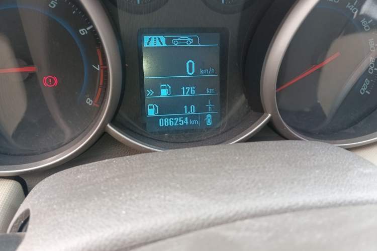 Used Chevrolet Cruze 2015 1.5L Classic SE MT
