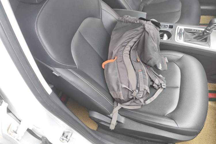 Used Roewe i6 2020 PLUS 1.6L CVT 4G Connected Glory Flagship Edition