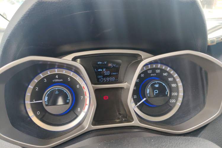 Used JAC Group Refine S3 2014 1.5L CVT Luxury Smart Model Odometer Close Up