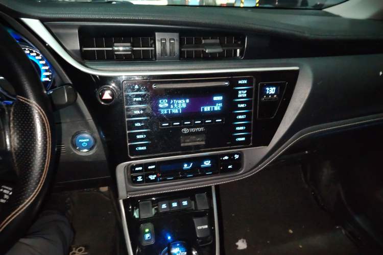 Used Toyota Corolla 2018 Dual-Engine 1.8L E-CVT Smart Edition