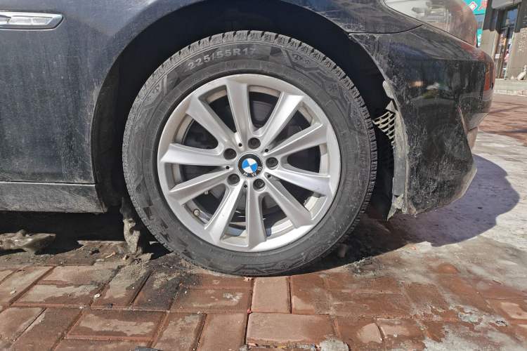 Used BMW 5 Series 2012 523Li Leading Model