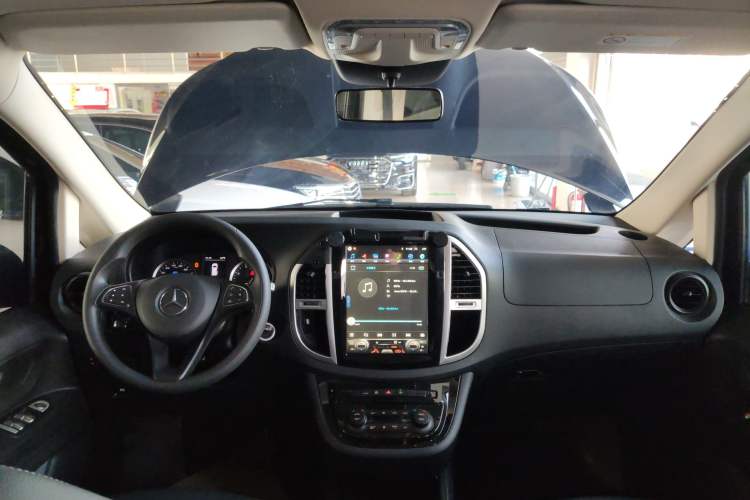 Used Mercedes-Benz Vito 2020 2.0T Elite Version 7 Seats