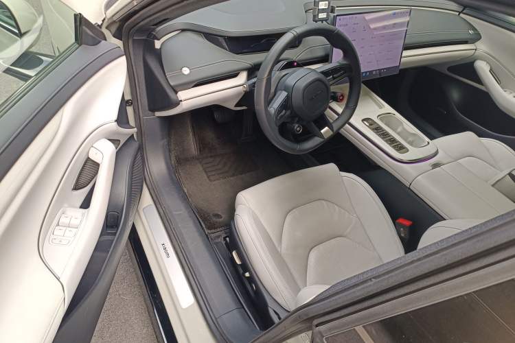 Used Xiaomi Auto SU7 2024 Rear-Drive Ultra-Long Range Advanced Pro-Level Intelligent Driving Version
