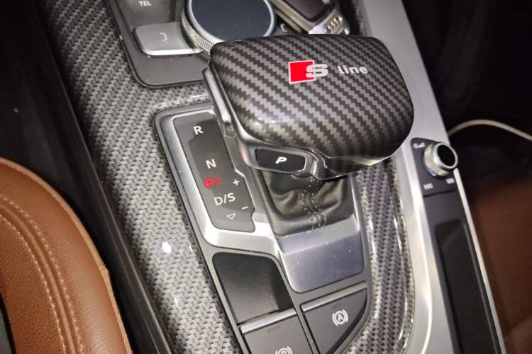 Used Audi A4L 2018 30th Anniversary Edition 40 TFSI Fashion Model