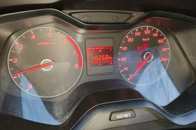 Used Baojun 310 2016 1.2L manual Comfort trim level