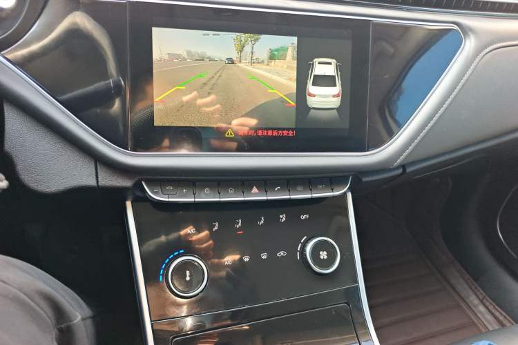 Used Chery Arrizo GX 2018 1.5T Manual Sport Edition China V Standard Audio And AC Panel