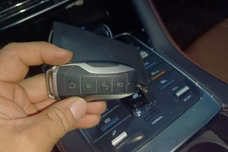 Used BYD Song PLUS 2020 1.5T Automatic Prestige Version
