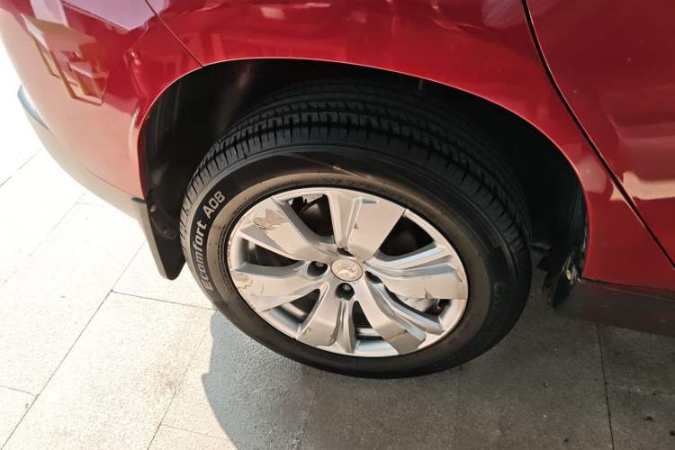 Used Peugeot 2008 2014 1.6L Automatic Fashion Edition