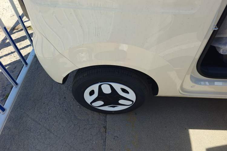 Used Geely Galaxy Panda 2025 210 km – Yuanqi Bear

