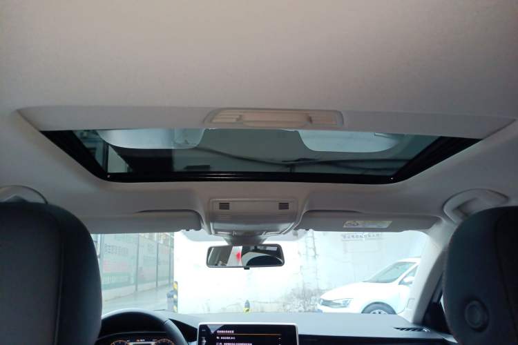 Used Volkswagen Bora 2023 200TSI DSG SmartDrive PRO Edition
