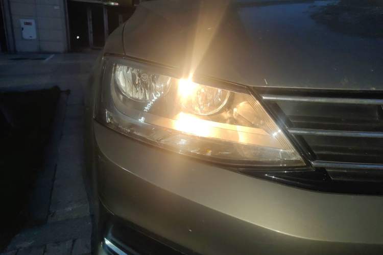 Used Volkswagen Sagitar 2015 1.6L Automatic Comfort Model