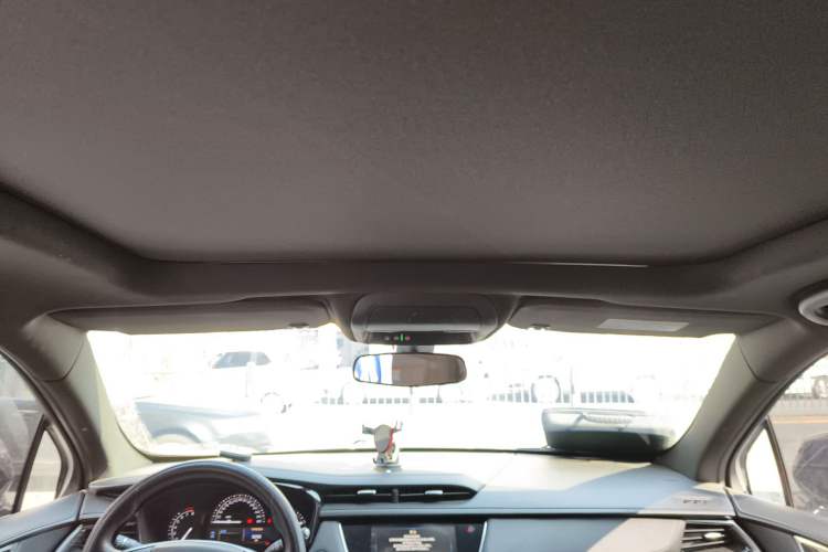 Used Cadillac XT5 2018 28E Four-Wheel Drive Tech Version Headliner