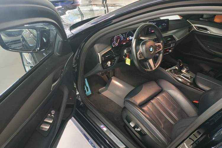 Used BMW 5 Series 2019 Restyled 525i M Sport Package

