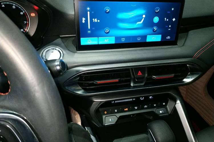 Used Cowin Xuandu 2021 1.5T CVT Xiongqi Edition Audio And AC Panel