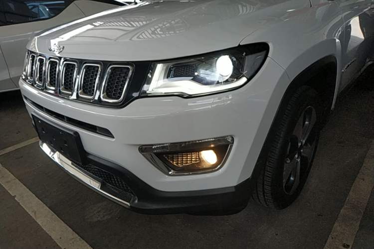 Used Jeep Compass 2017 200T Automatic Prestige Edition
