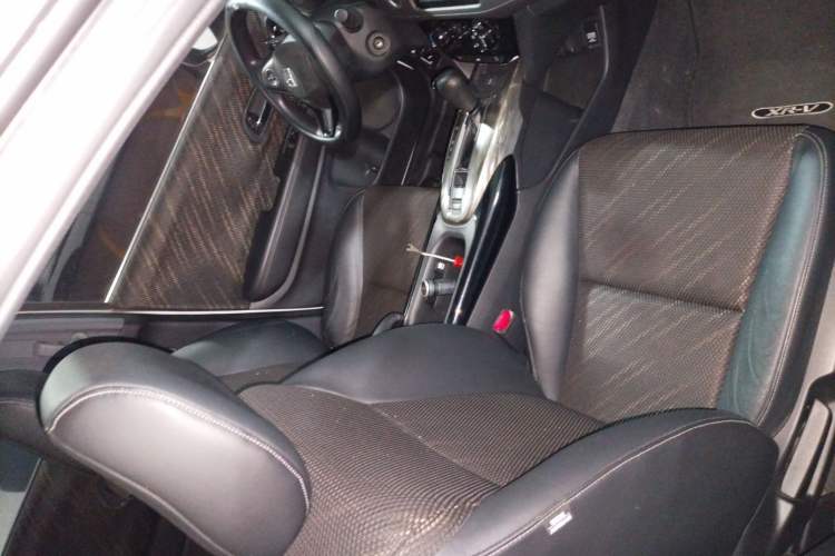 Used Honda XR-V 2015 1.8L EXi CVT Comfort Version
