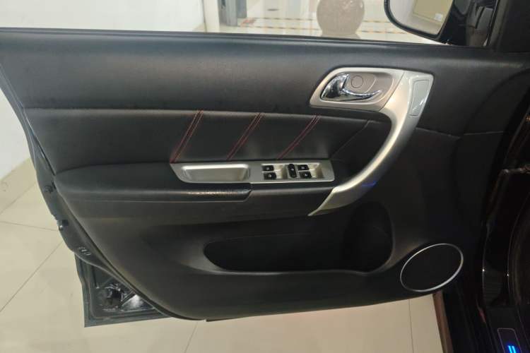 Used Haval H6 2014 Upgraded Model 1.5T Manual Two-Wheel Drive Elite Version