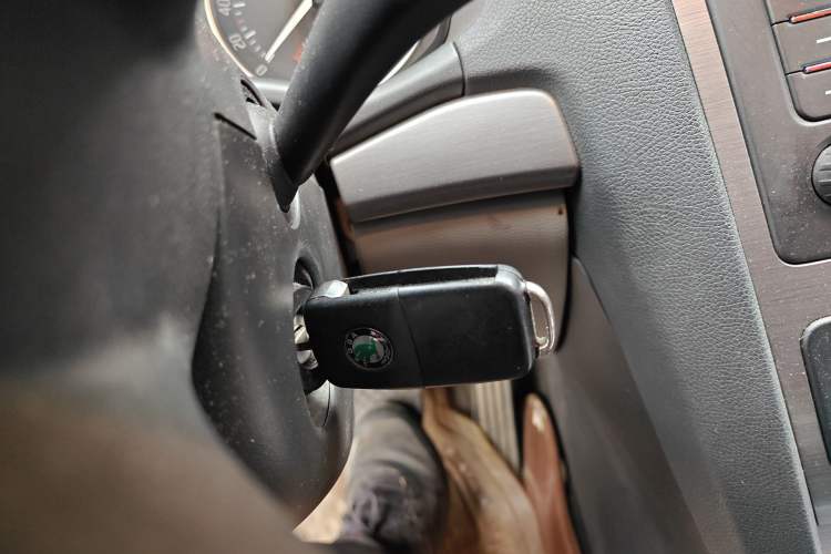 Used Skoda Octavia 2013 1.6L Automatic Yijun Edition Vehicle Key