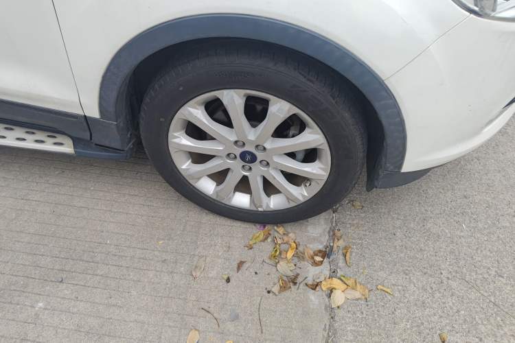 Used Ford Kuga 2015 1.5L GTDi Two-Wheel-Drive Comfort Model