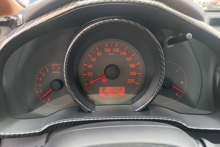 Used Honda Fit 2016 1.5L LX CVT Comfort Model Instrument Cluster