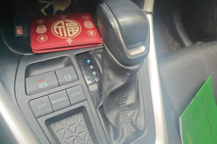 Used Toyota Wildlander 2022 2.0L CVT Two-Wheel Drive Luxury Edition