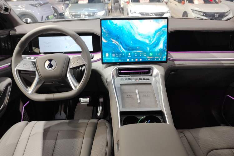 Used Denza N9 2025 Flagship Model