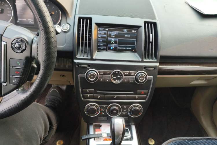 Used Land Rover Freelander 2 2013 2.0T Si4 SE Gasoline Edition
