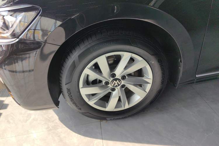 Used Volkswagen Passat New Energy 2025 430 PHEV Hybrid Business Edition Left Front Wheel Hub