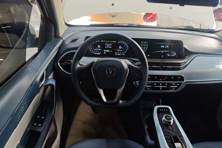 Used CHANGAN OSHAN Benni E-Star 2020 Heart Edition Lithium Iron Phosphate (31.95 kWh)
