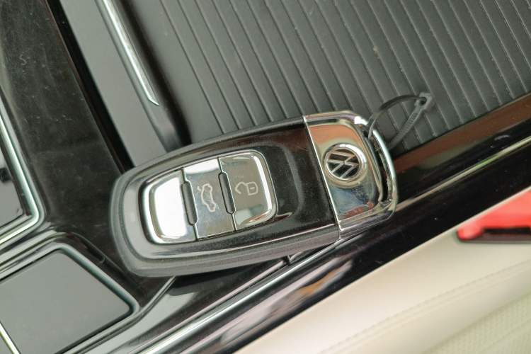 Used Volkswagen Phideon 2021 380TSI Luxury Edition
