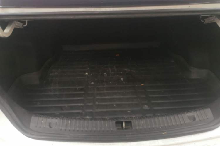 Used BAIC Beijing EU5 2018 R500 Smart Wind Edition