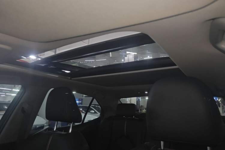 Used Toyota Camry 2021 2.5G Luxury Edition
