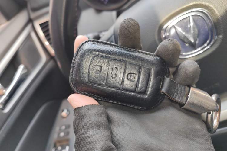 Used Changan CS75 2016 1.8T Automatic Prestige Model China V Standard