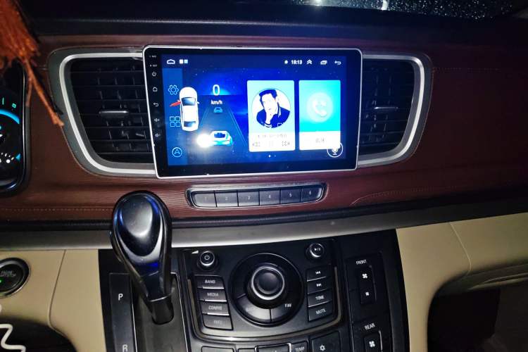 Used Buick GL8 2015 2.4L Luxury Business Premium Edition
