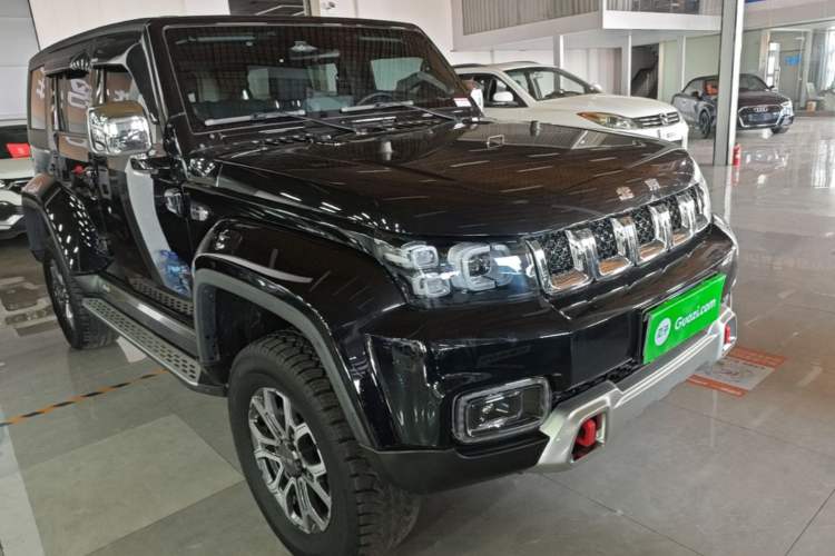 Used BAIC Off-Road BJ40 2023 2.0T Automatic Four-Wheel Drive Urban Hunter Edition Chivalrous Type Front Right 45 Deg