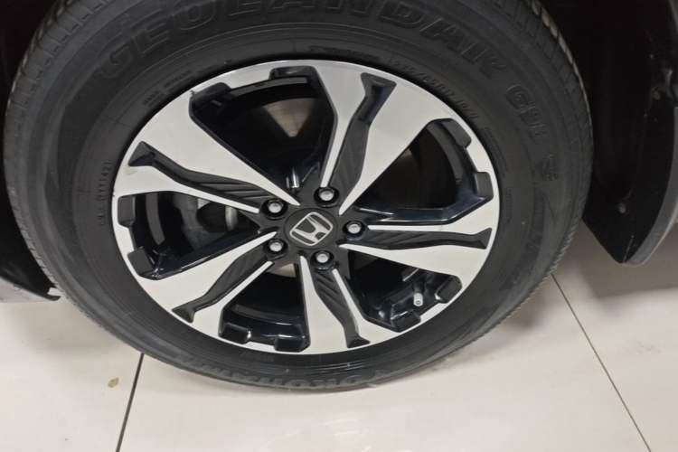 Used Honda CR-V 2021 240TURBO CVT 2WD Comfort Version Left Front Wheel Hub