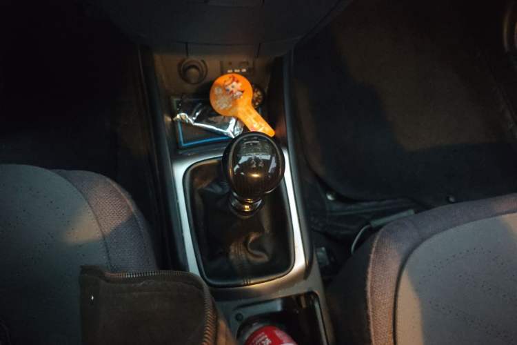 Used Hyundai Celesta 2011 1.6L Manual Comfort Edition
