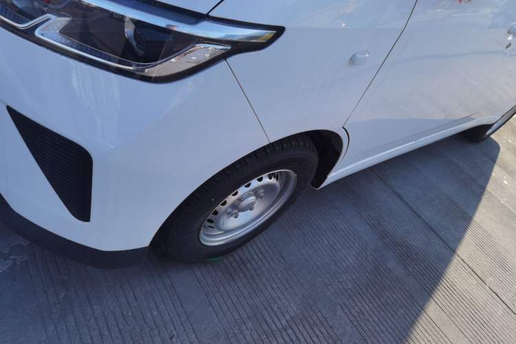 Used Wuling Yangguang 2025 Model 400km Bus Edition—Comfort Edition
