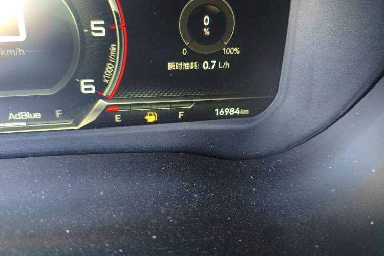 Used Isuzu D-MAX 2023 2.5T Manual 4x4 Diesel Flagship Long Wheelbase