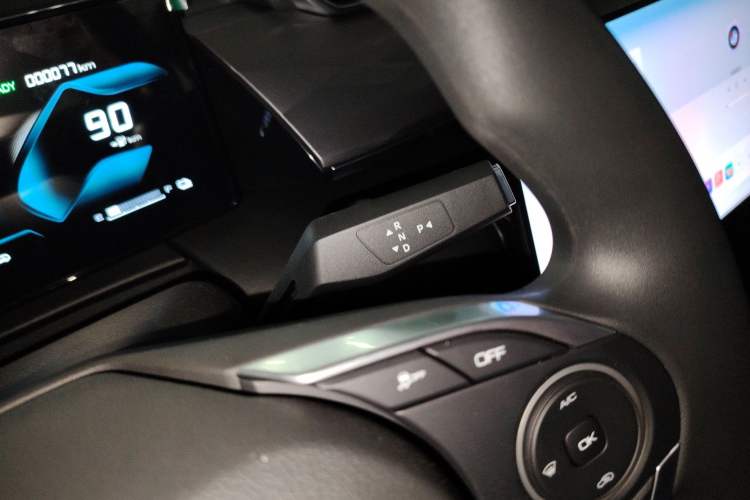 Used Dongfeng Aeolus SKY EV01 2025 530 km AIR Elite Edition
