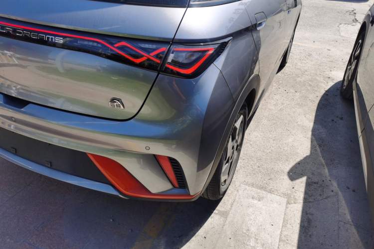 Used BYD Dolphin 2021 405 km Fashion Edition